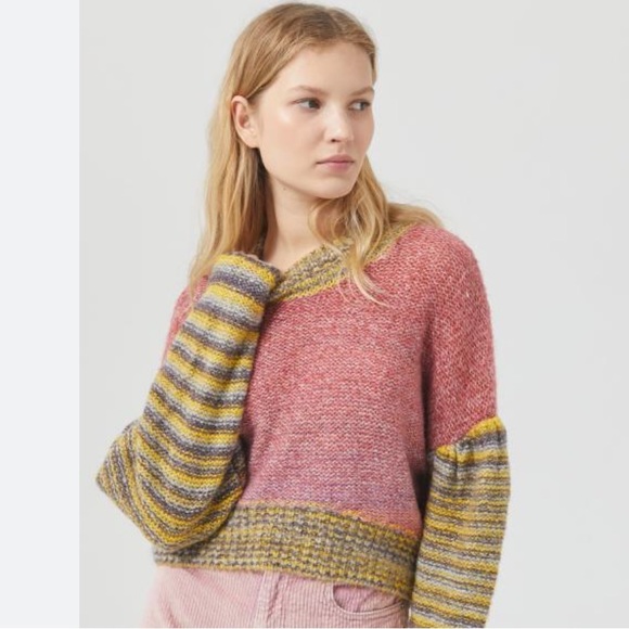 Urban Outfitters Lennon Crop Sweater - Picture 2 of 7